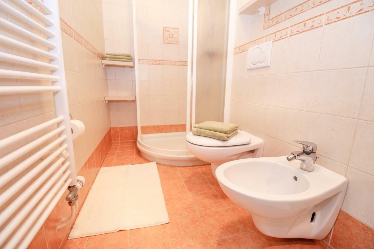 Alp Apartma Radovljica Bagian luar foto